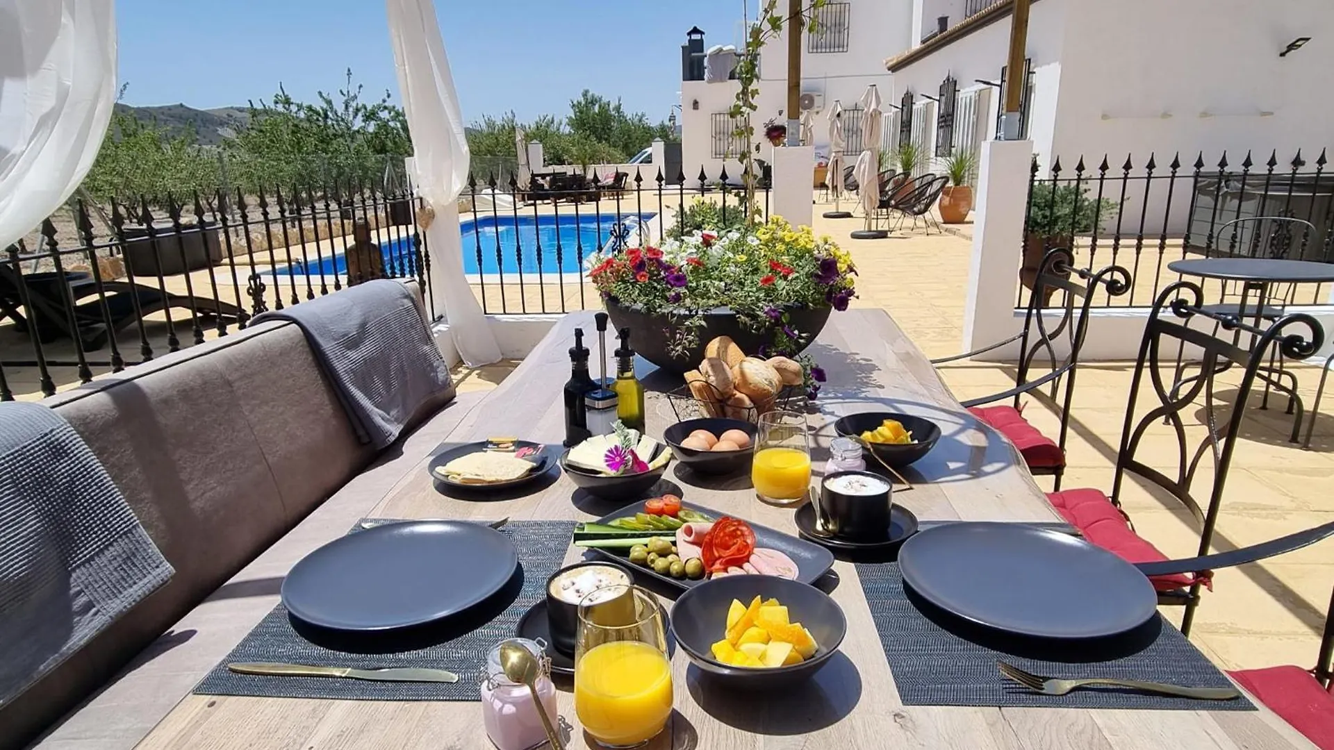 B&B Casa Blanca Oria 西班牙